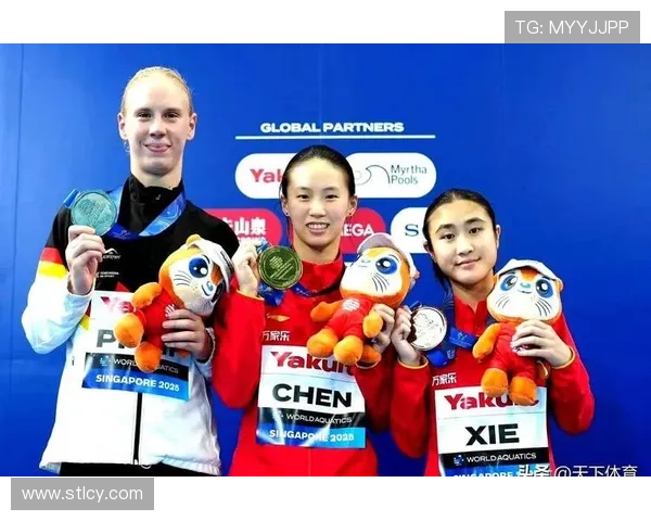 中国选手在世界冬季游泳锦标赛中打破冰泳纪录 创历史新篇章