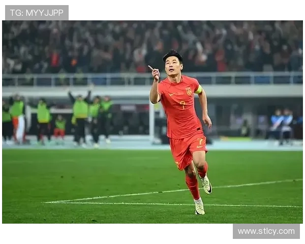 武磊独造四球展现球王风采 昔日金靴回归双响助力球队大胜